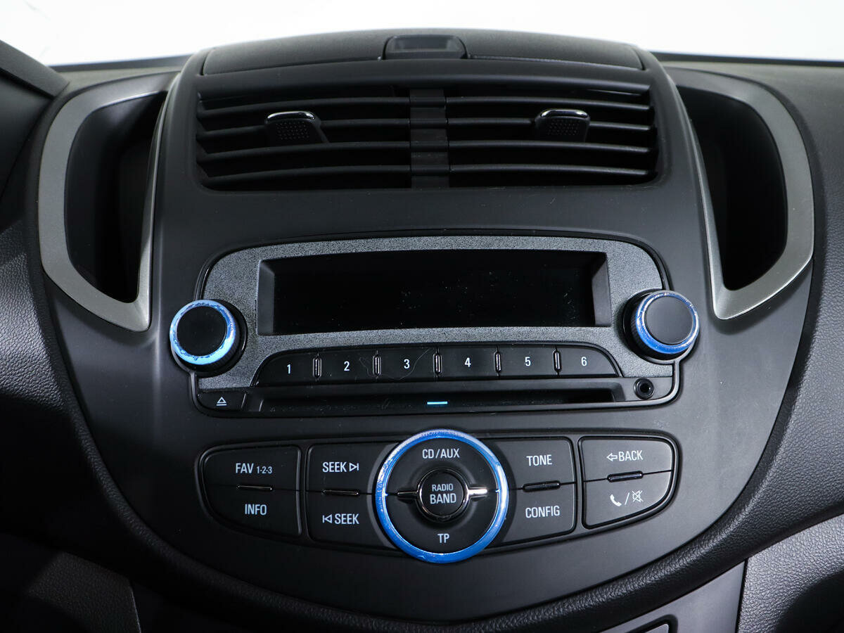 Chevrolet Tracker, 2015