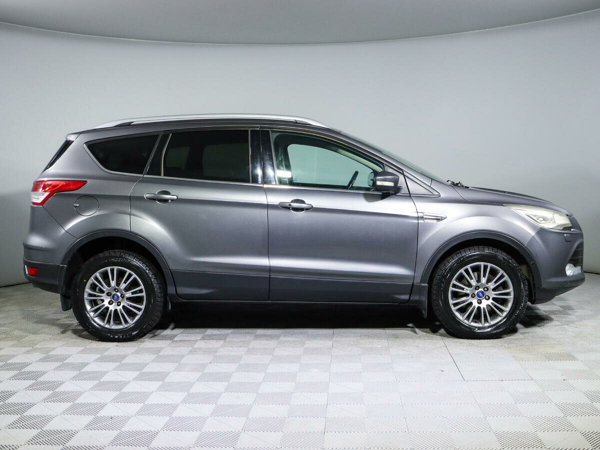 Ford Kuga, 2013