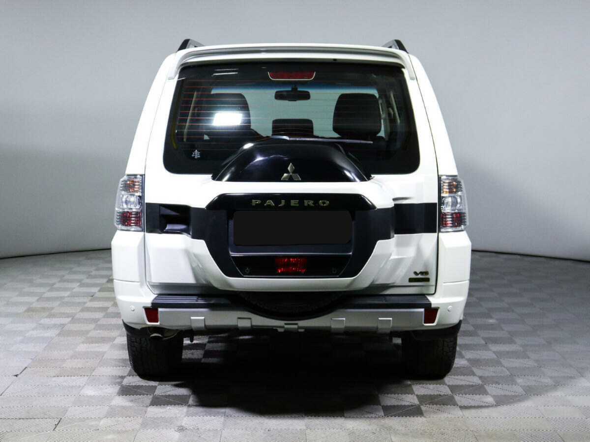 Mitsubishi Pajero, 2021