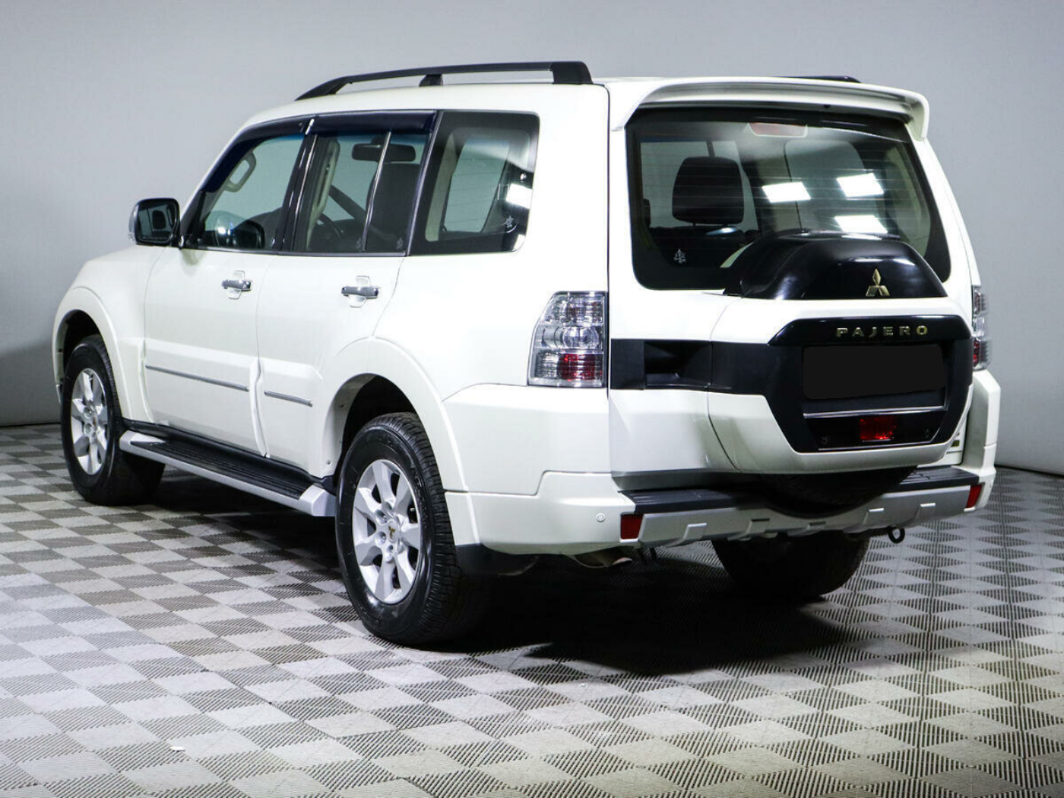 Mitsubishi Pajero, 2021