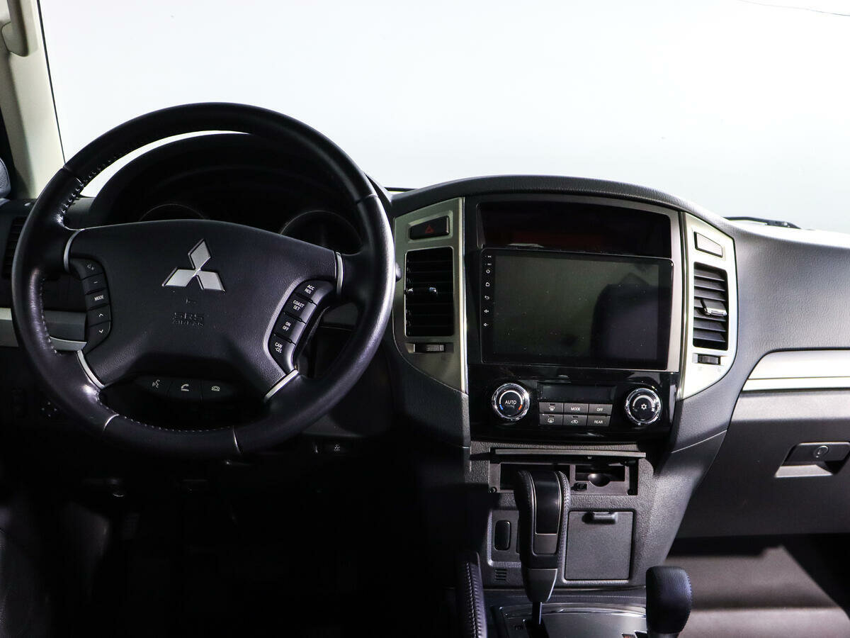 Mitsubishi Pajero, 2021