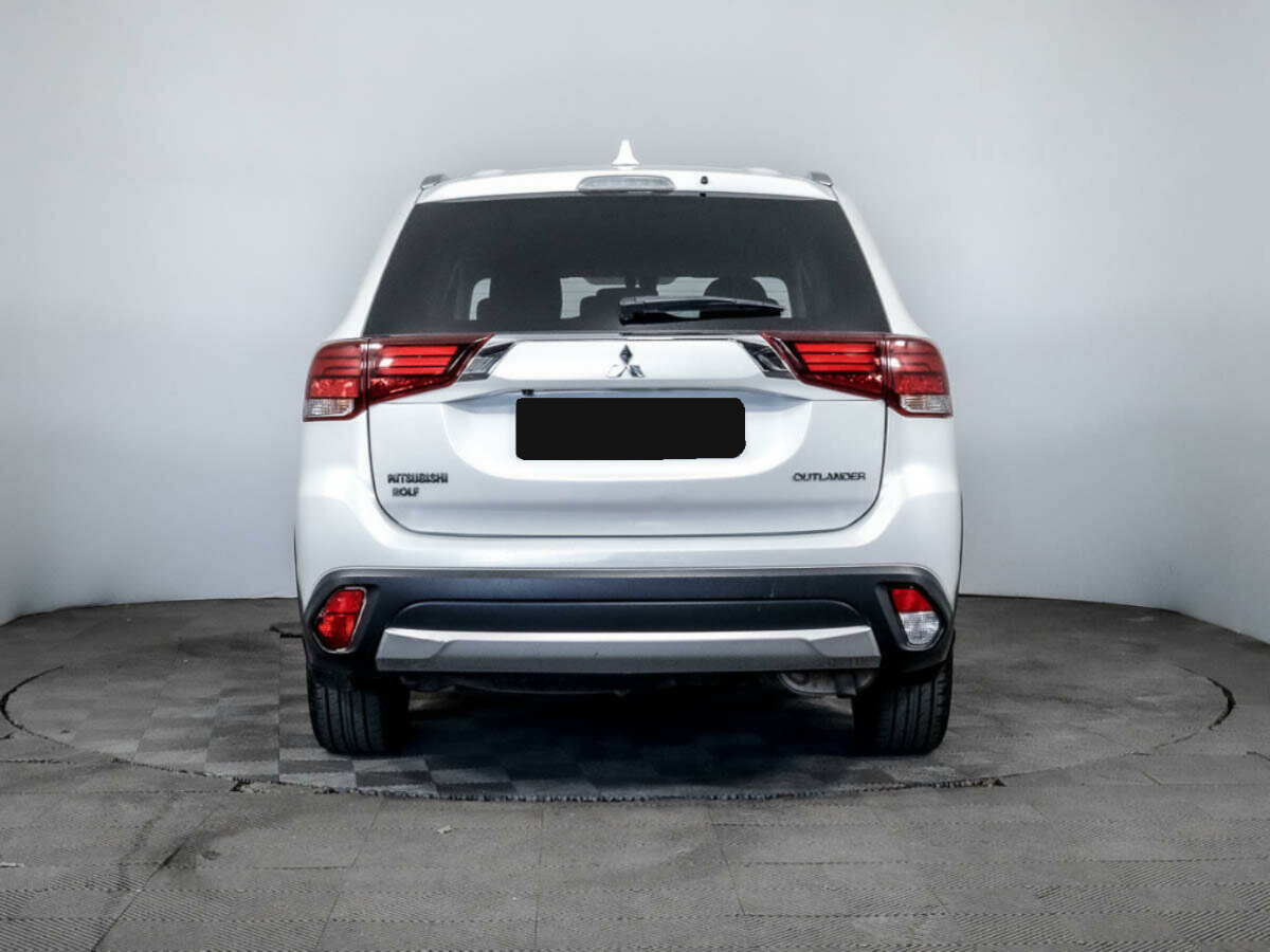 Mitsubishi Outlander, 2018