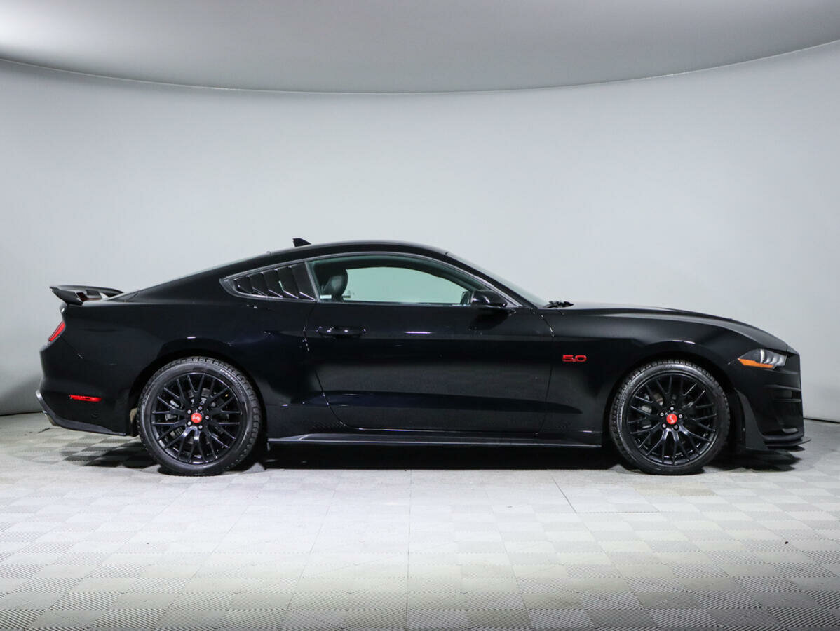 Ford Mustang, 2021