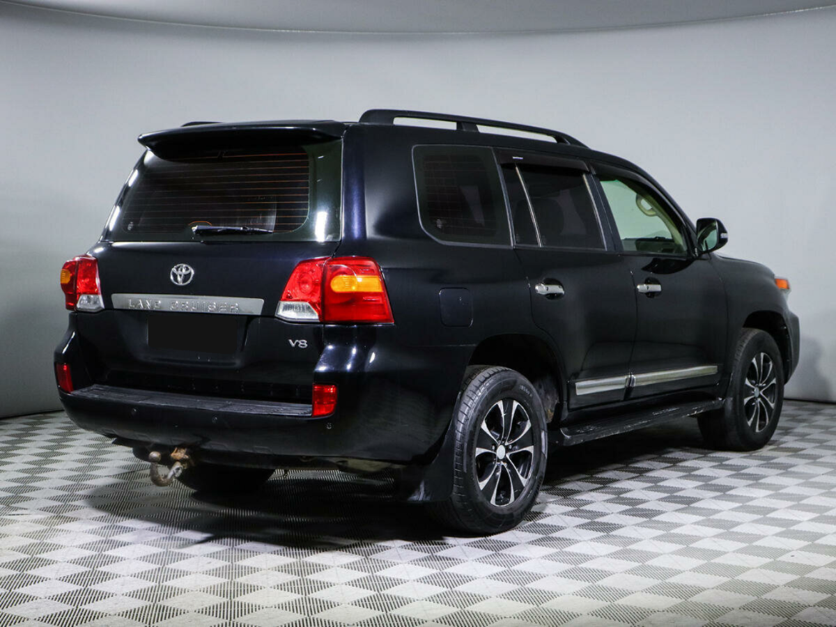 Toyota Land Cruiser, 2012