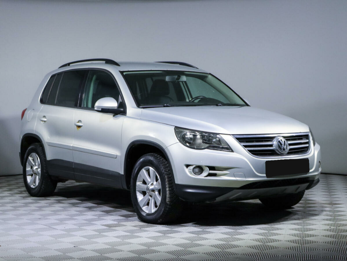 Volkswagen Tiguan, 2011