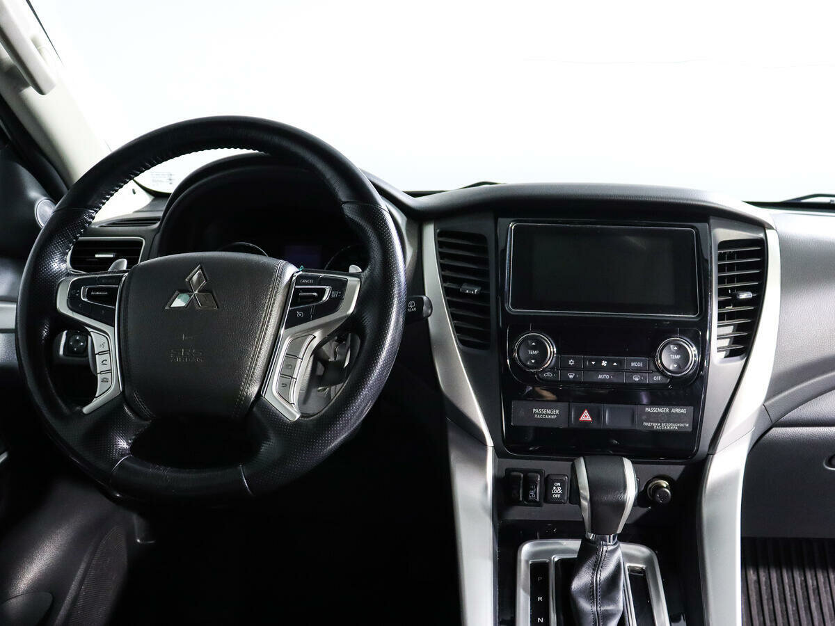 Mitsubishi Pajero Sport, 2018