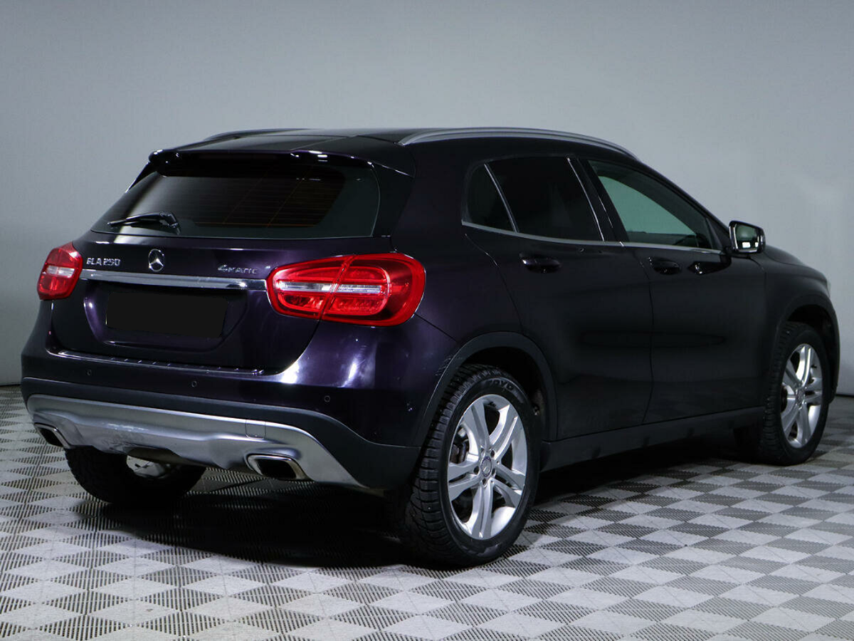 Mercedes-Benz GLA 250, 2015