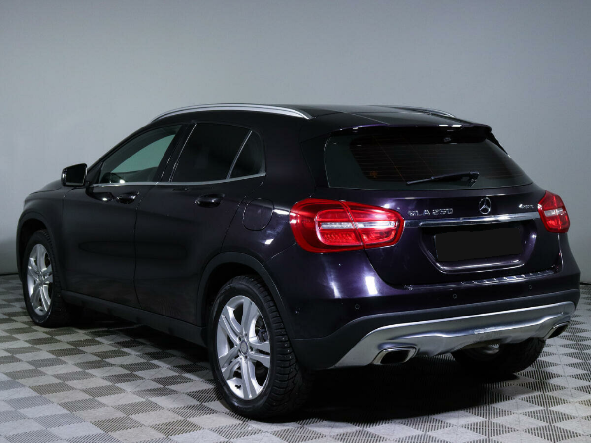 Mercedes-Benz GLA 250, 2015