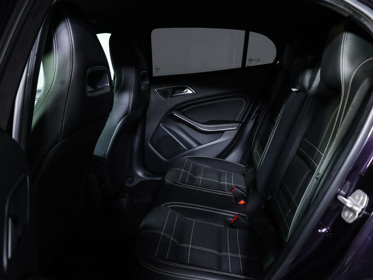 Mercedes-Benz GLA 250, 2015