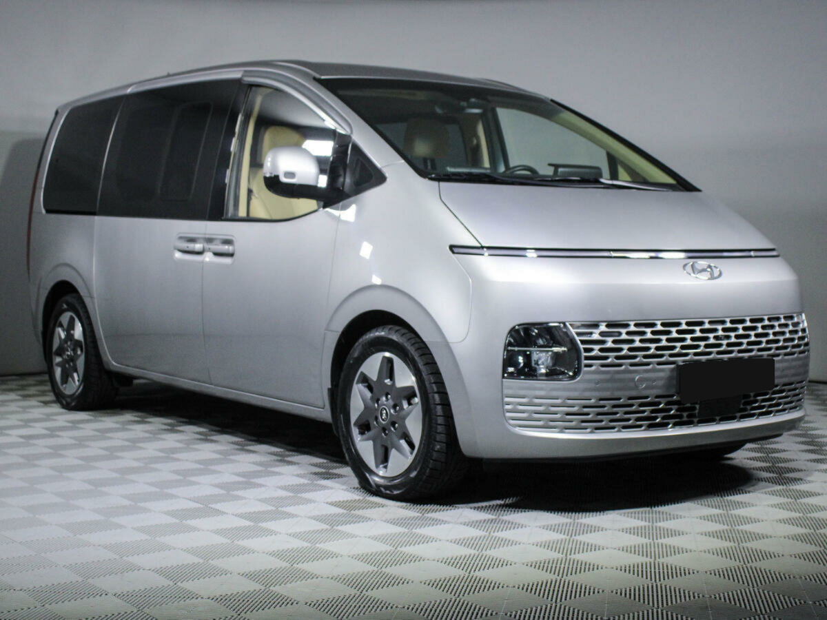 Hyundai Staria, 2021