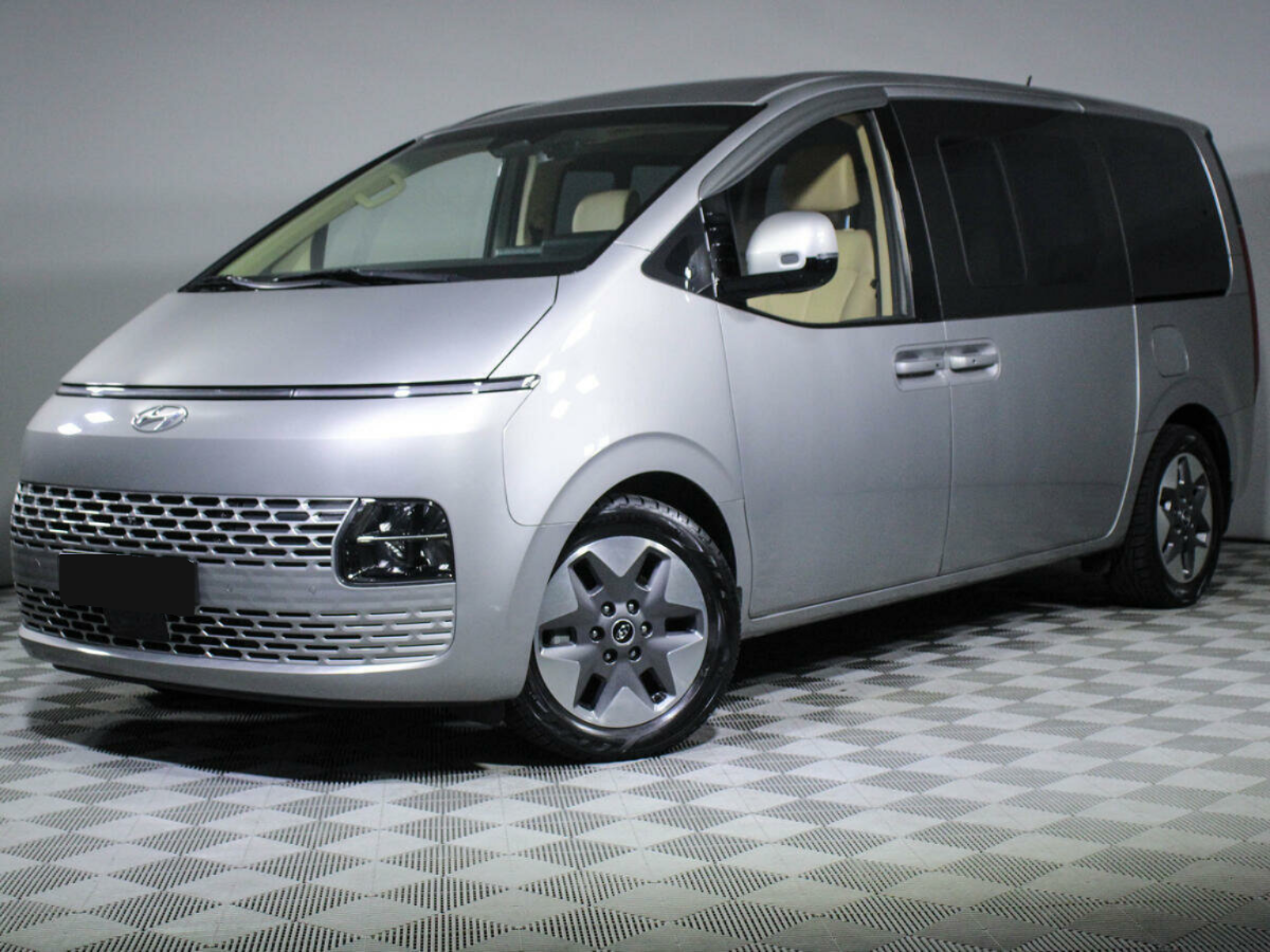 Hyundai Staria, 2021