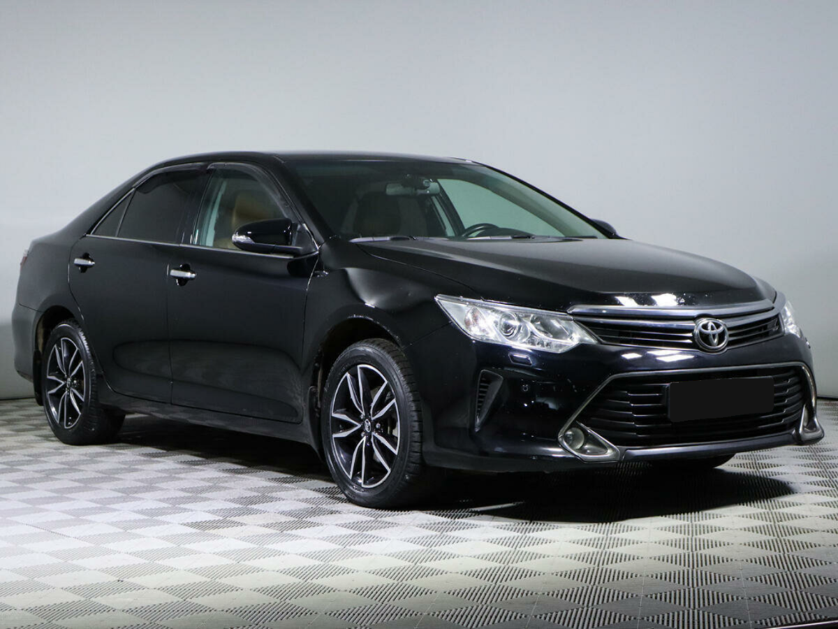 Toyota Camry, 2016