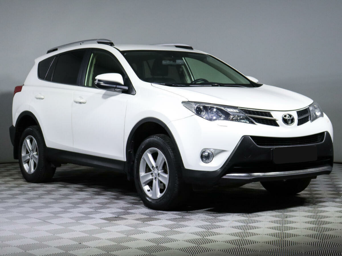 Toyota RAV4, 2013