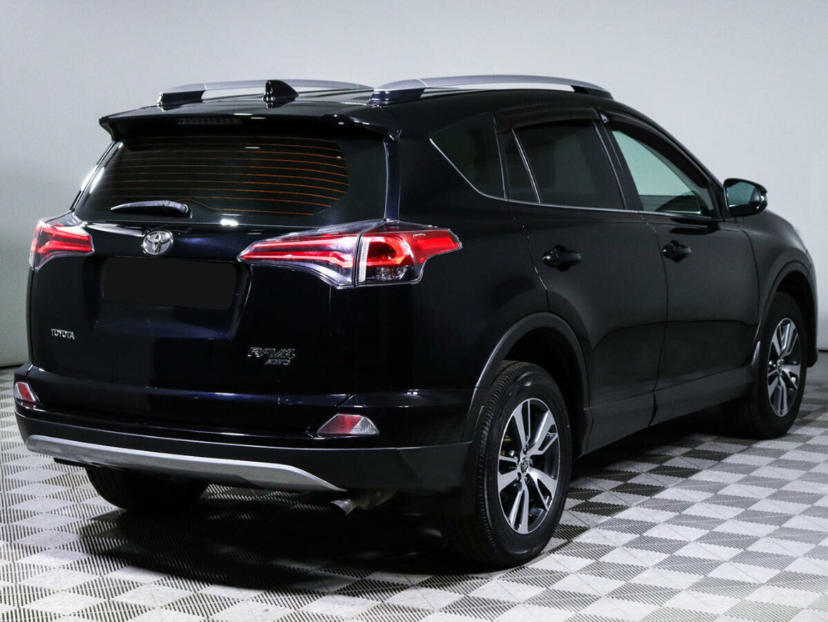 Toyota RAV4, 2017