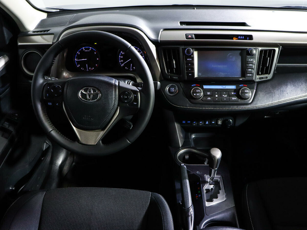 Toyota RAV4, 2017