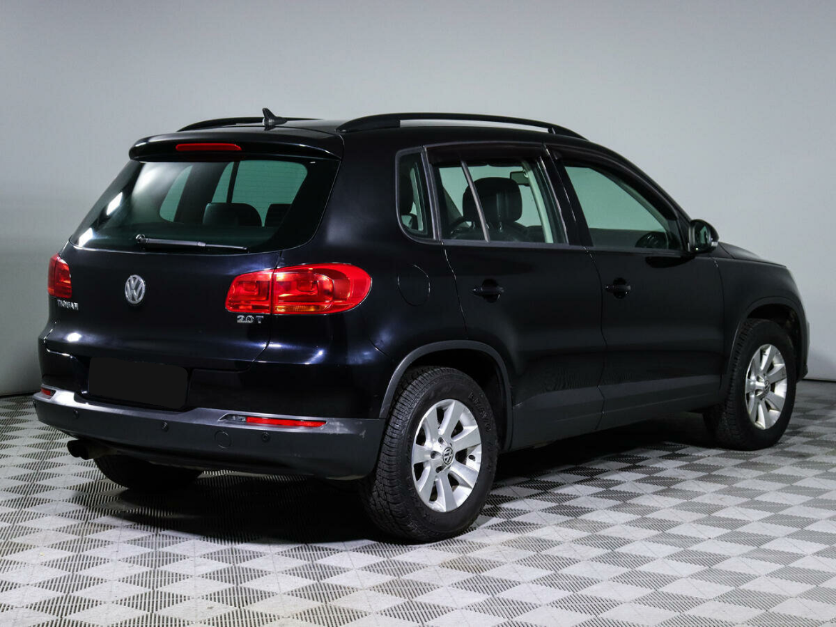 Volkswagen Tiguan, 2012