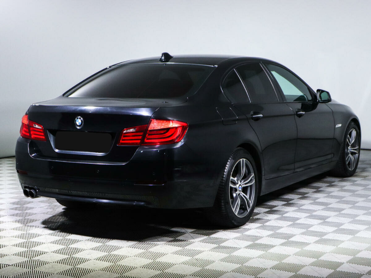 BMW 5 серии 523i, 2011