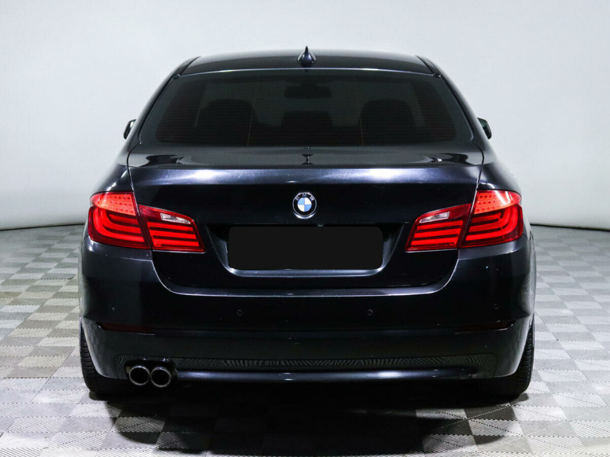 BMW 5 серии 523i, 2011