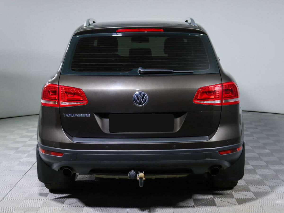 Volkswagen Touareg, 2015