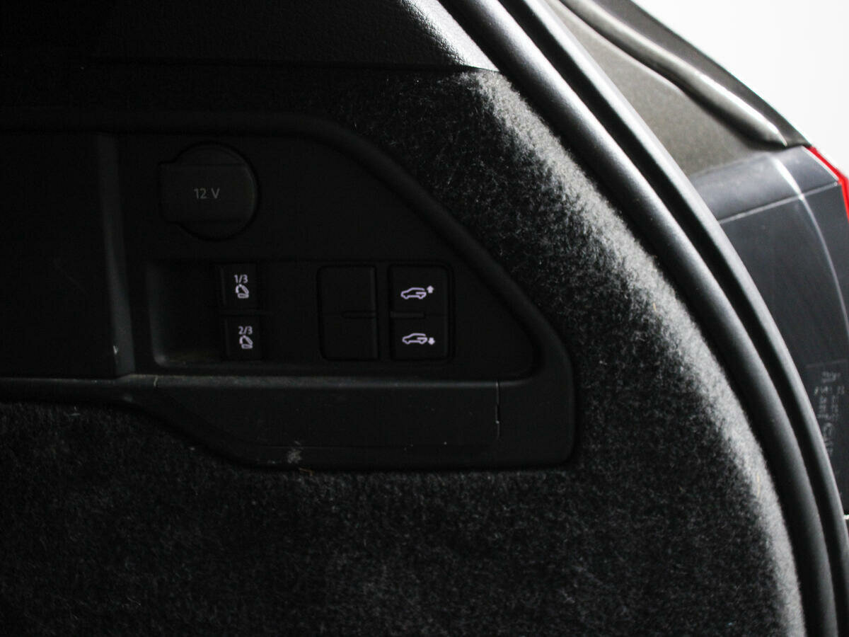 Volkswagen Touareg, 2015