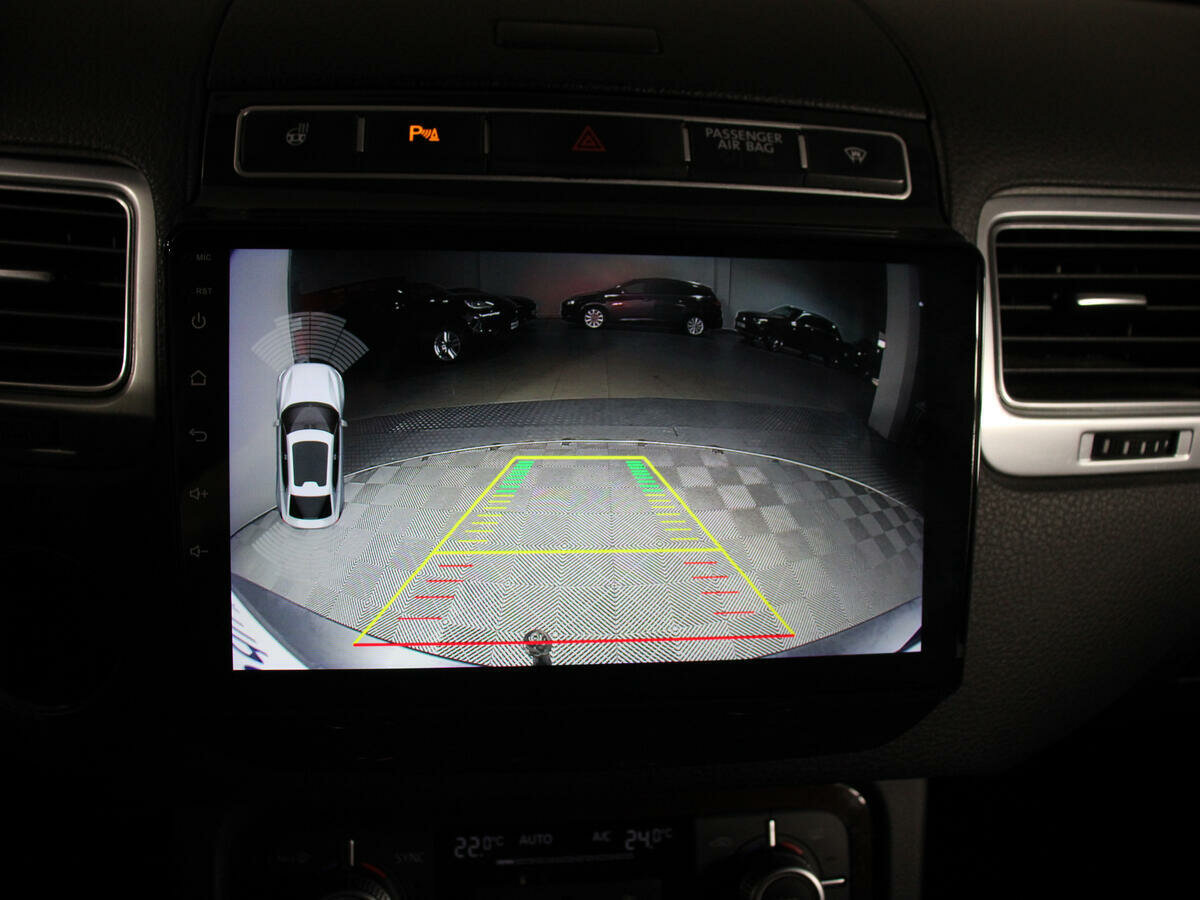 Volkswagen Touareg, 2015