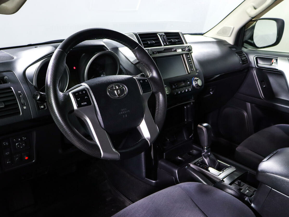 Toyota Land Cruiser Prado 6-speed, 2016