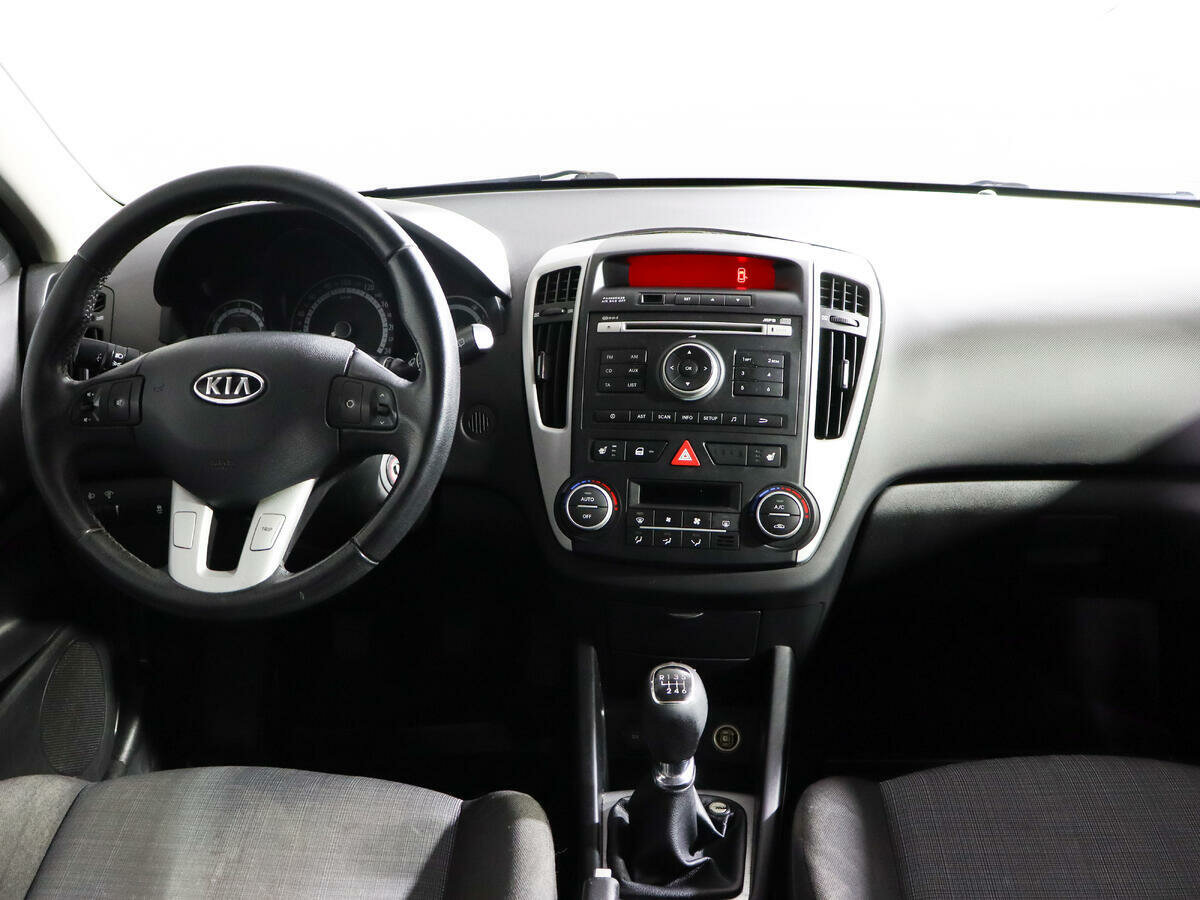 Kia Ceed, 2011