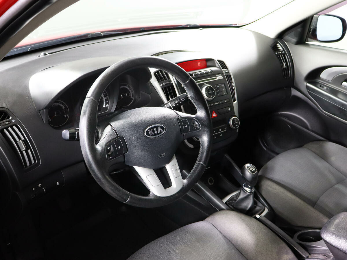 Kia Ceed, 2011