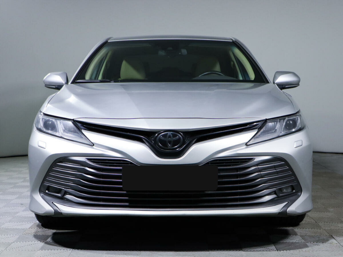 Toyota Camry, 2020