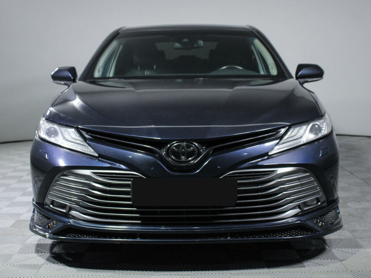 Toyota Camry, 2018