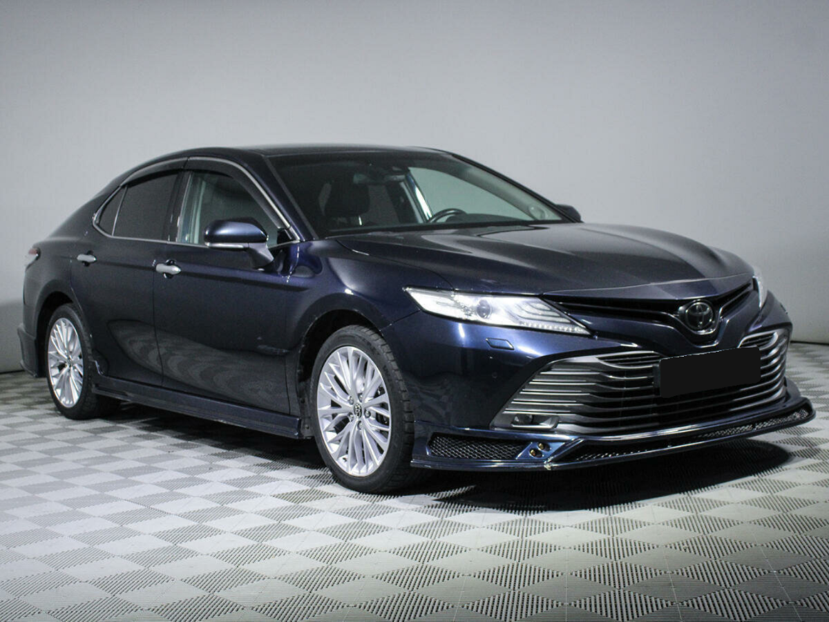 Toyota Camry, 2018