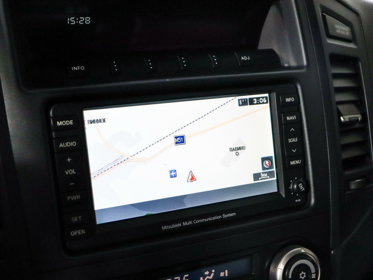 Mitsubishi Pajero, 2011