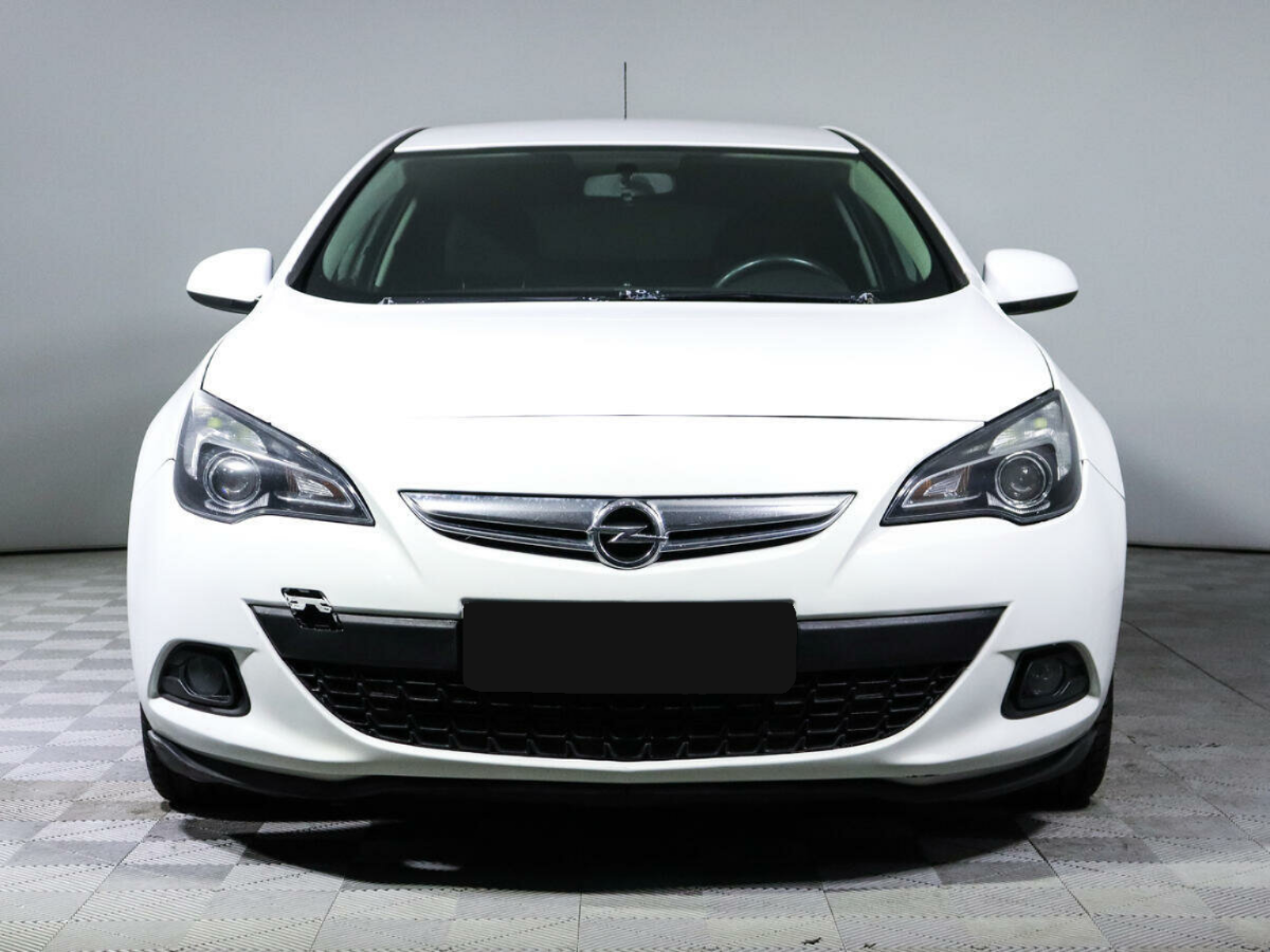 Opel Astra GTC, 2013