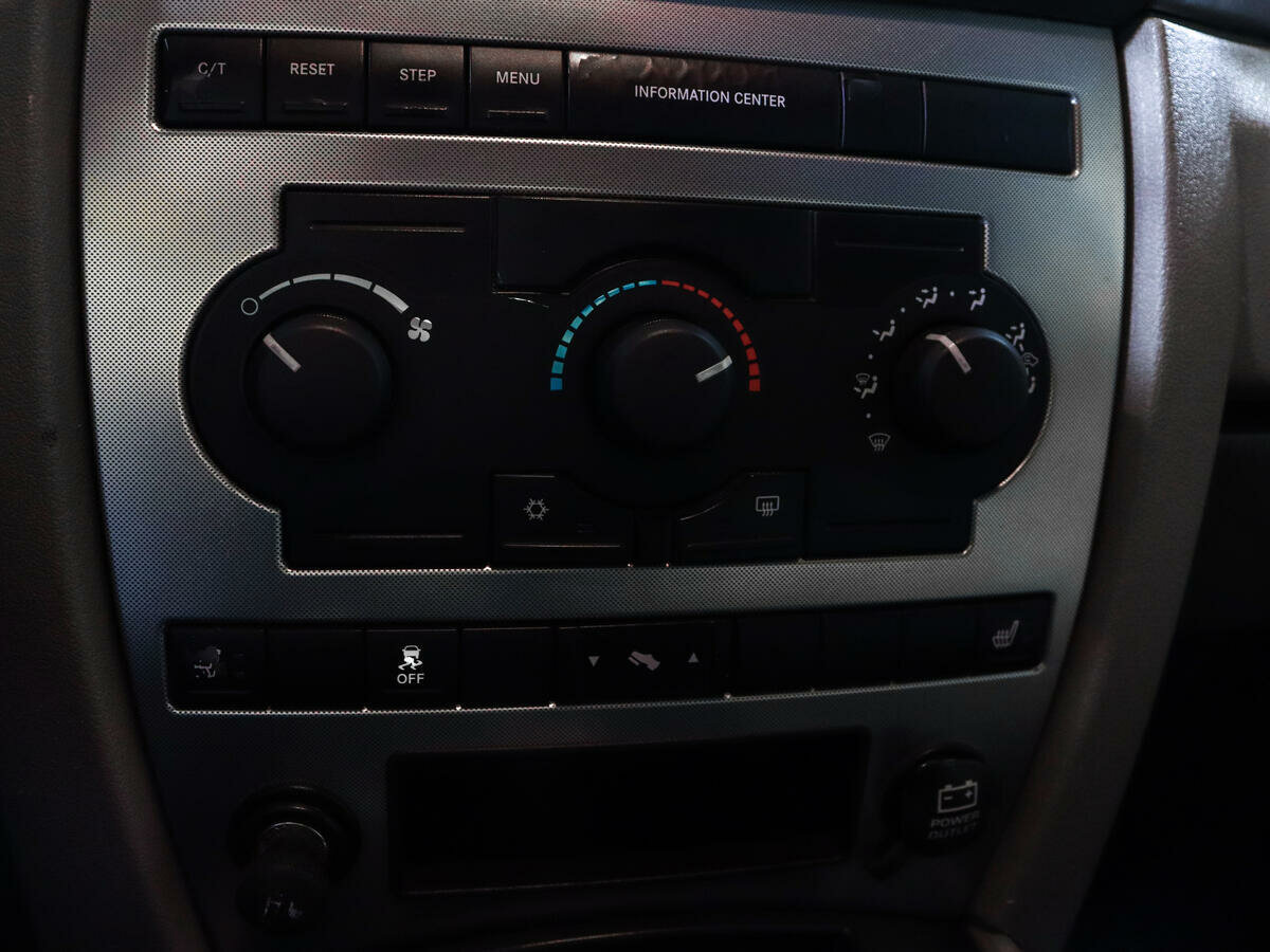 Jeep Grand Cherokee, 2006