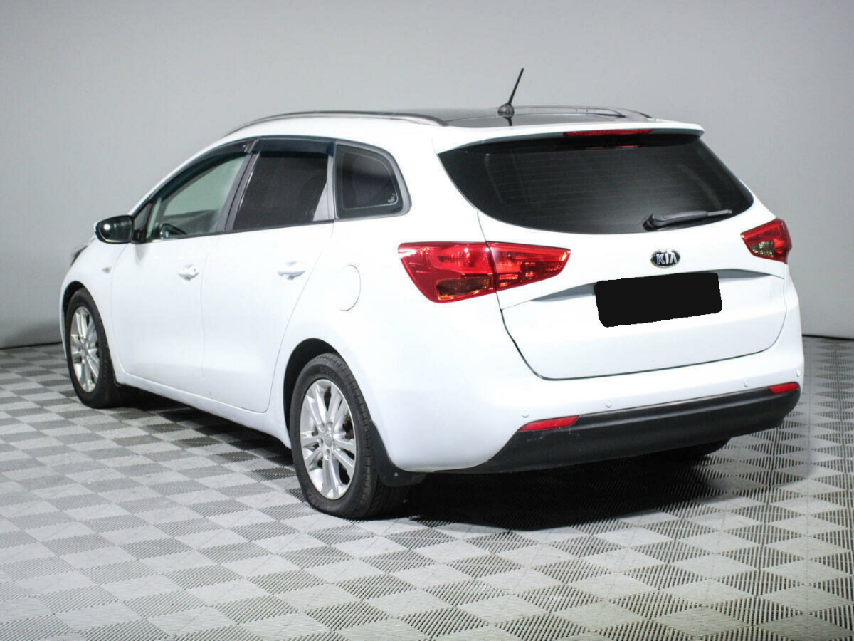 Kia Ceed, 2013