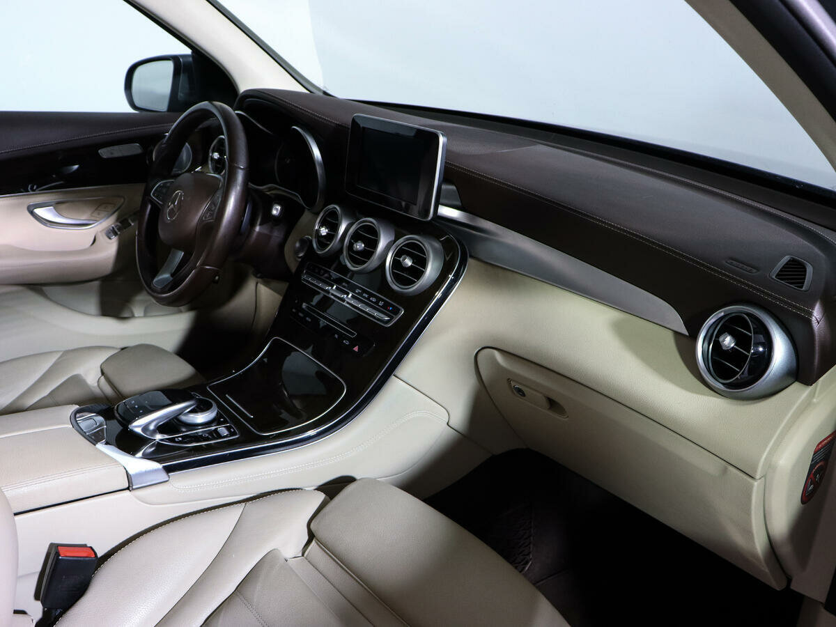 Mercedes-Benz GLC 300, 2016