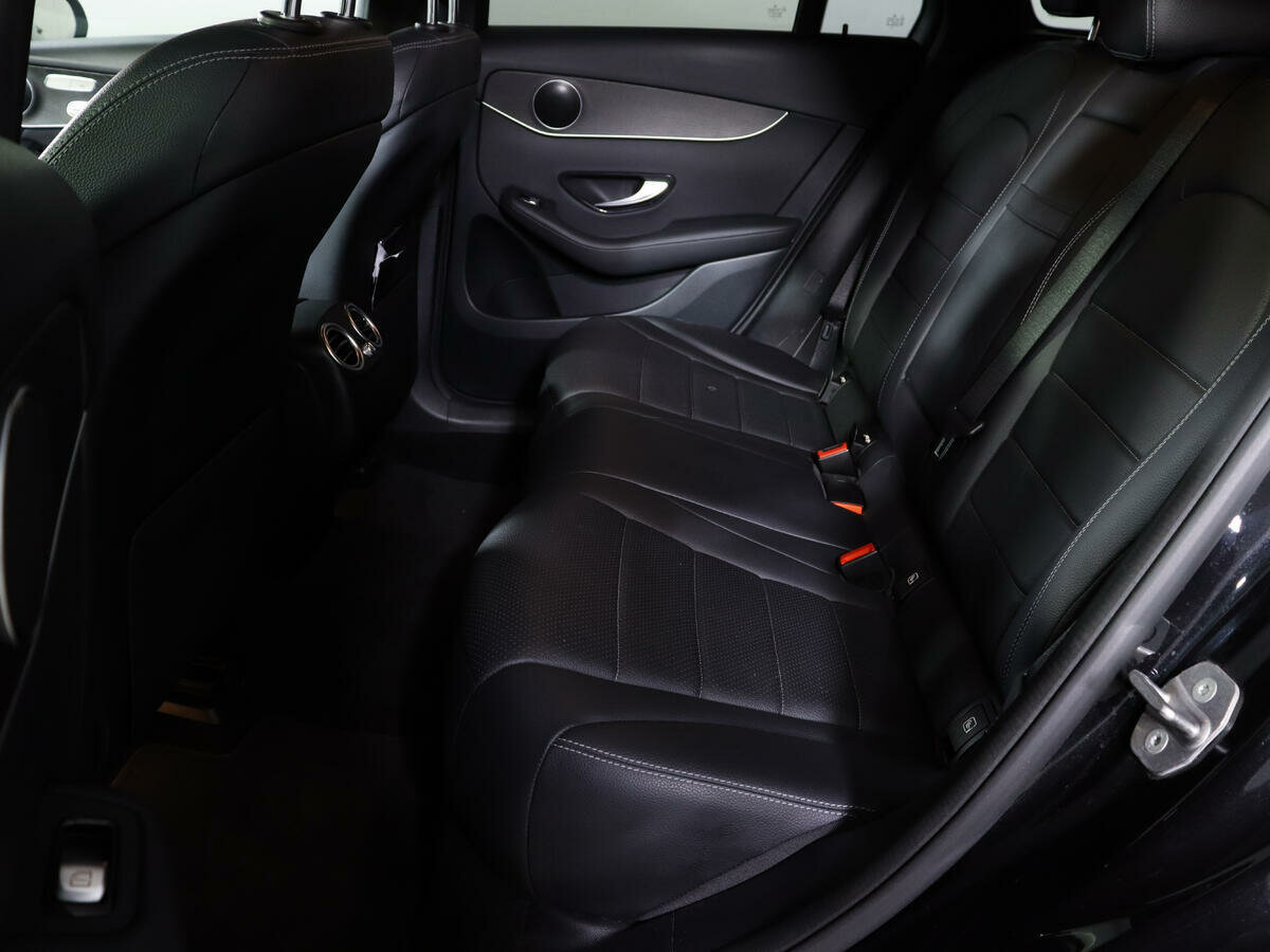 Mercedes-Benz GLC 300, 2020