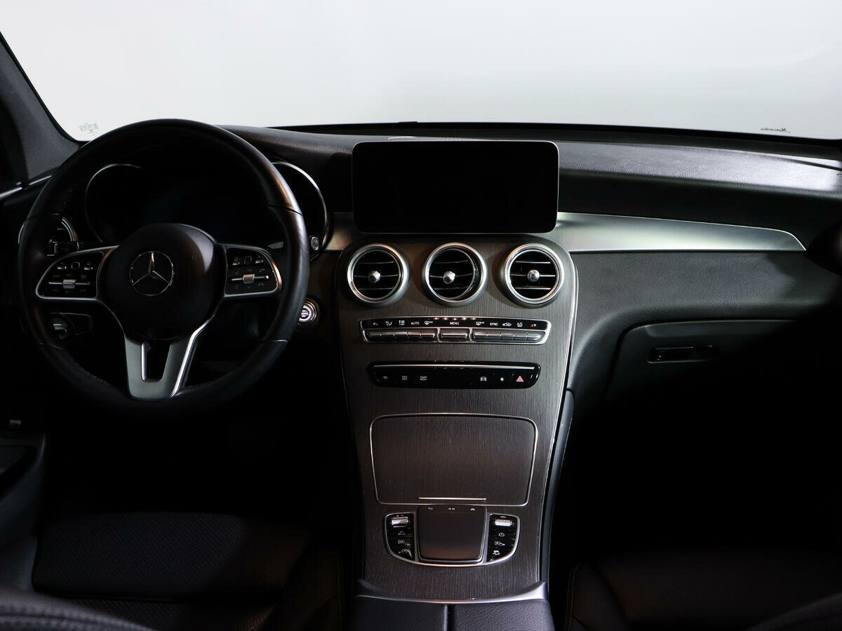 Mercedes-Benz GLC 300, 2020