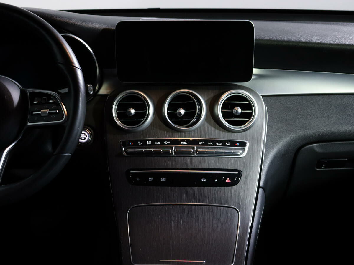 Mercedes-Benz GLC 300, 2020