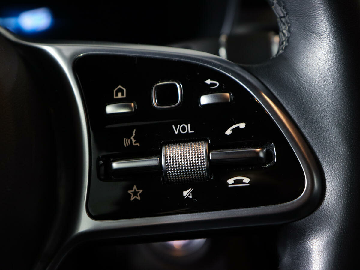 Mercedes-Benz GLC 300, 2020