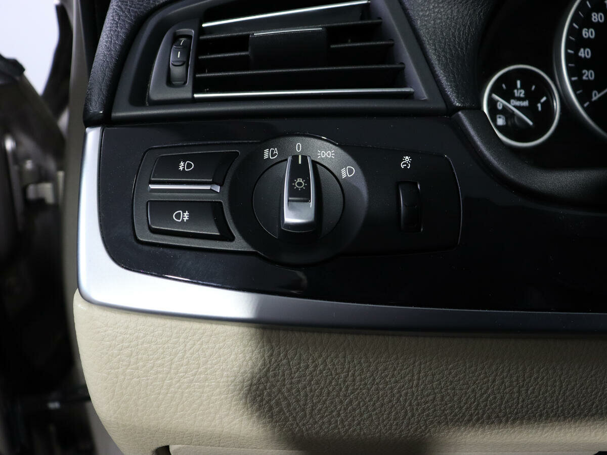 BMW 5 серии 525d xDrive, 2012