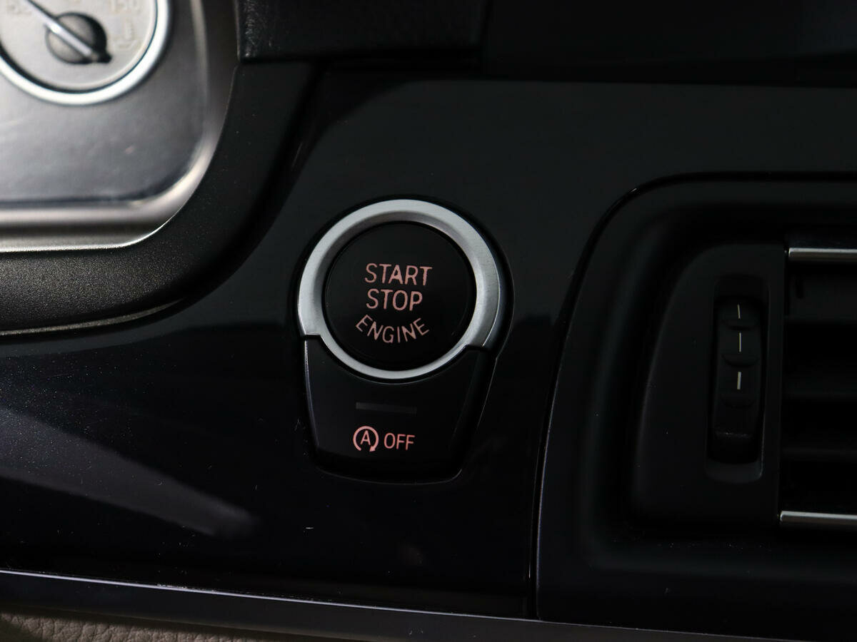 BMW 5 серии 525d xDrive, 2012