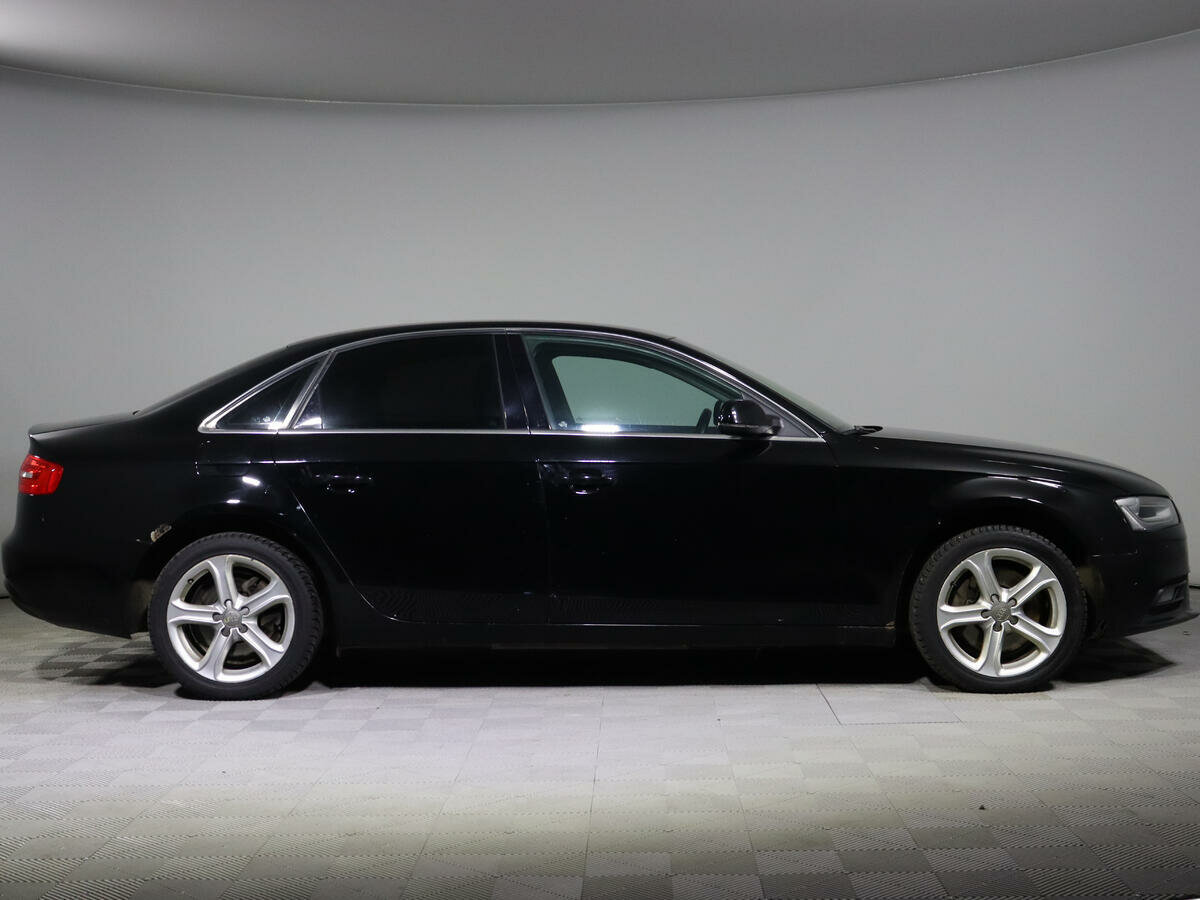 Audi A4, 2012