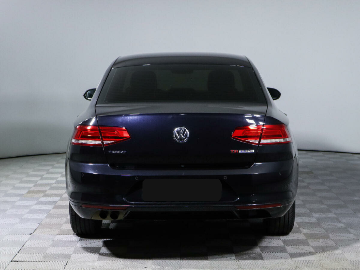 Volkswagen Passat, 2015