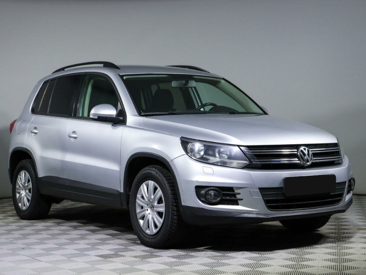 Volkswagen Tiguan, 2011