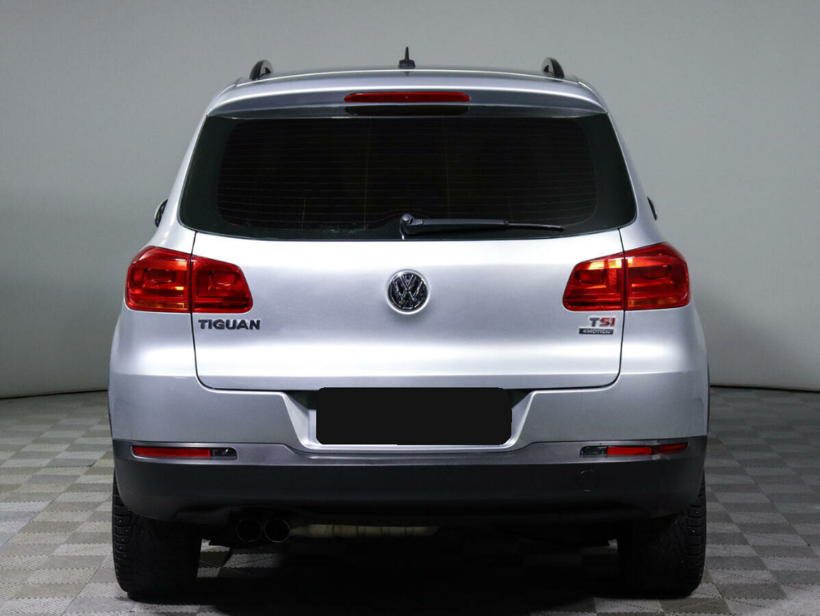 Volkswagen Tiguan, 2011