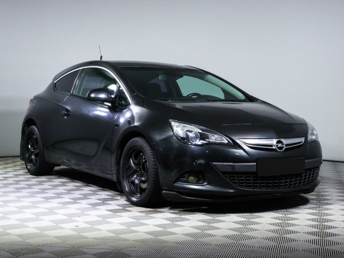 Opel Astra GTC, 2013