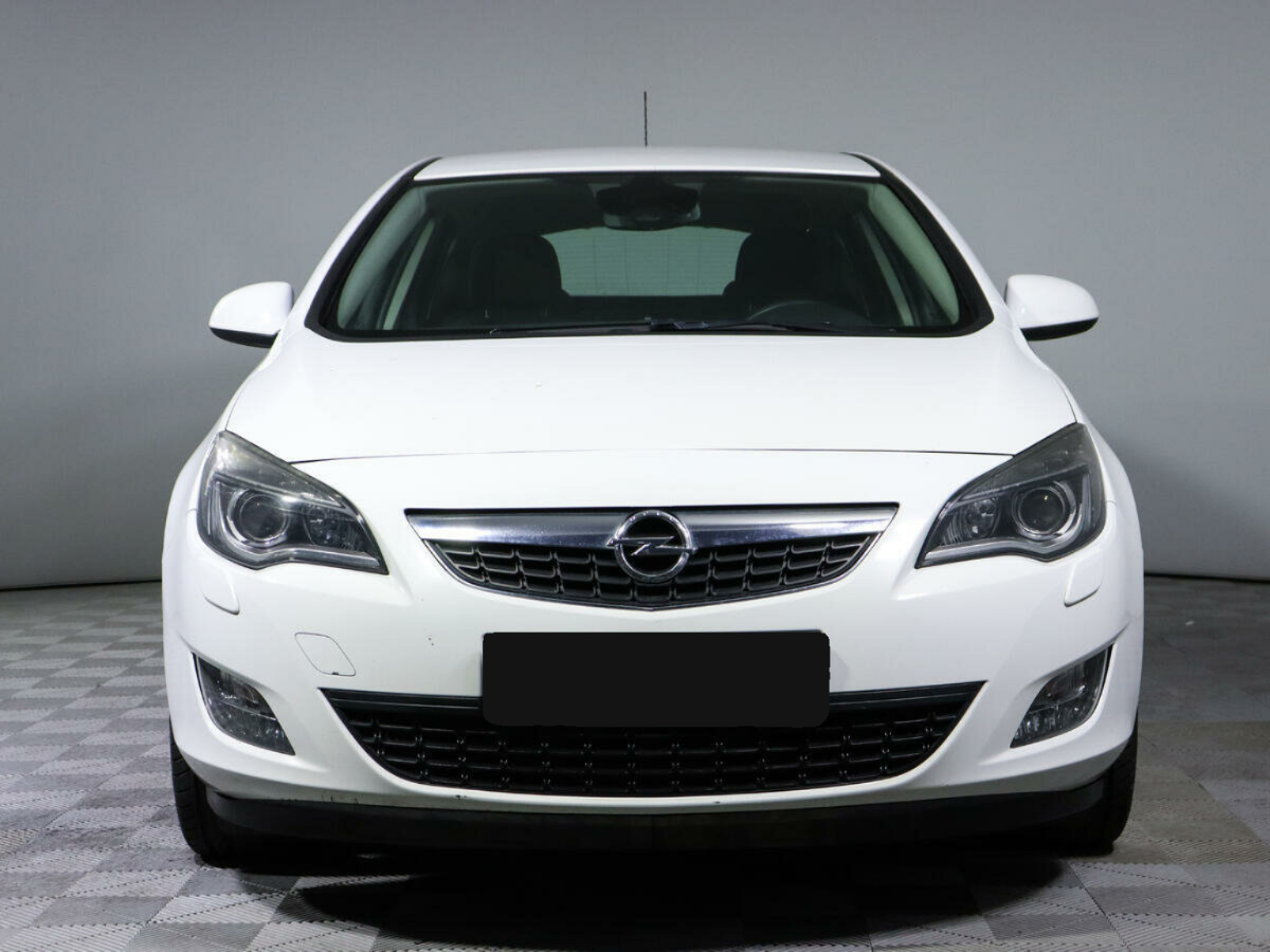 Opel Astra, 2012