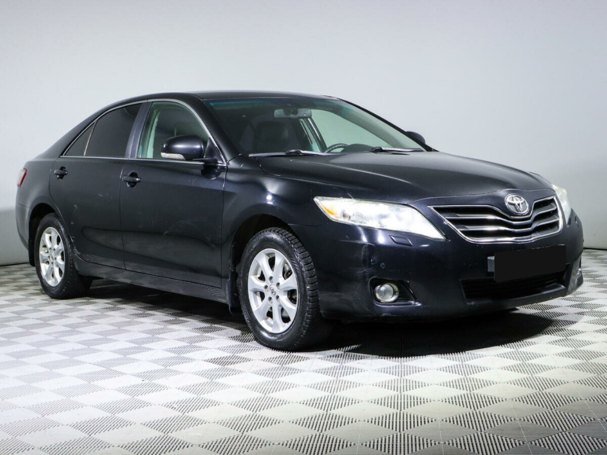 Toyota Camry, 2011