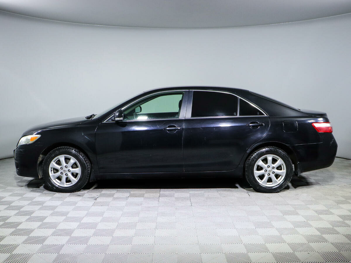 Toyota Camry, 2011